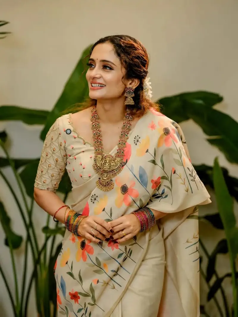 Tissue Cotton Digital Floral Print Saree with Blouse Piece